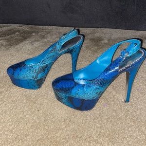 BEBE 6 INCH PUMP WOMEN HEELS